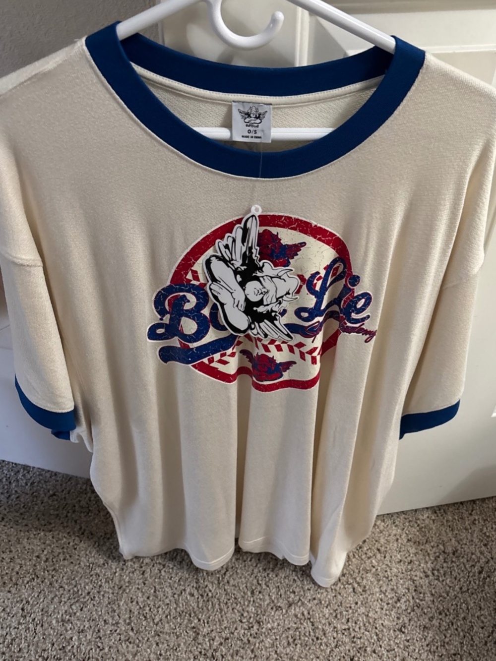 Boys lie women’s oversized T-shirt, brand new with the tag one size